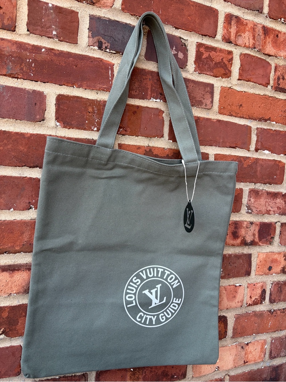 City Guide Spring/Summer 2023Collection Tote bag